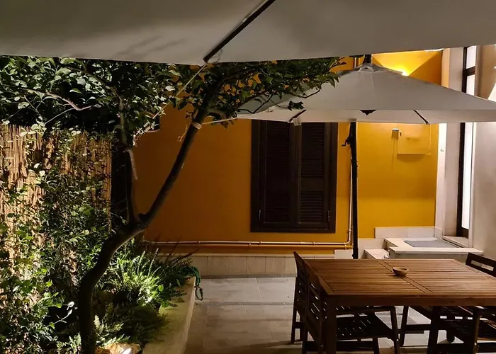 Trastevere Incantevole Con Patio Esterno Privato